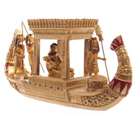 Goldenes Ägyptisches ßberdachtes Boot