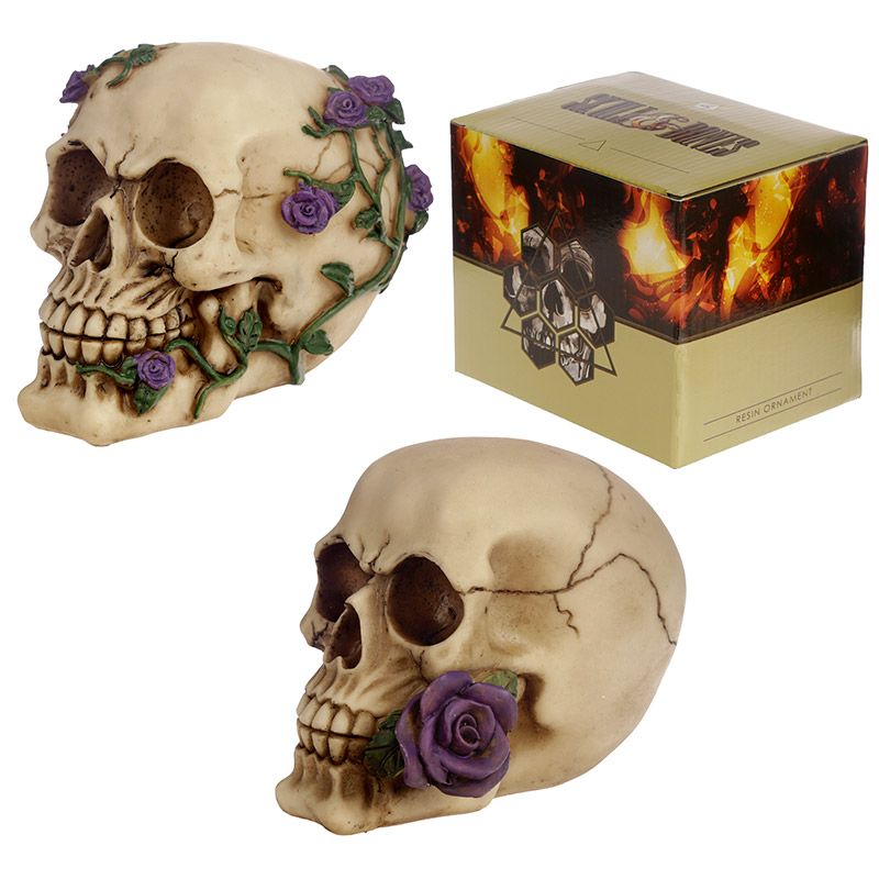 Skull and Bones Totenkopf mit lila Rosen