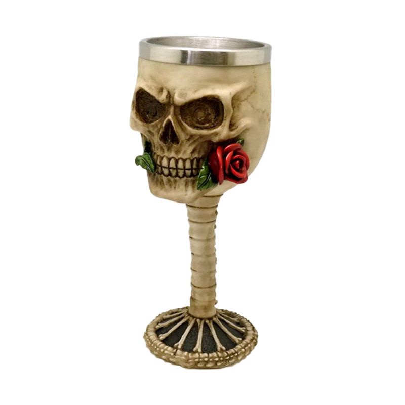 Totenkopf mit Rosen im Mund dekorativer Kelch