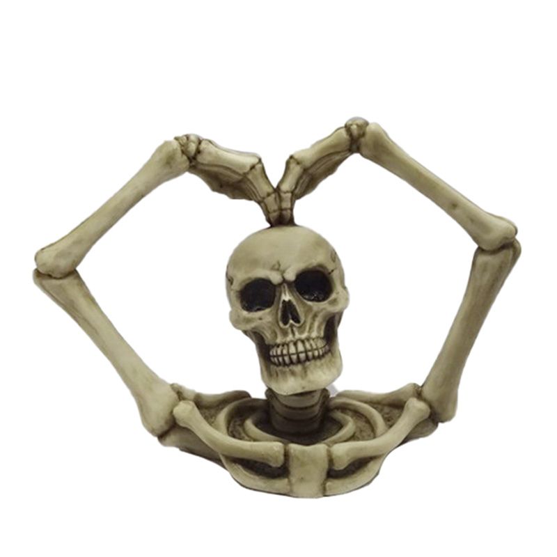 Totenkopf und Skelettarme Herz Ornament