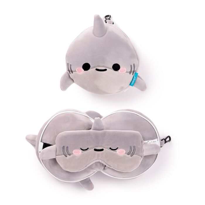 Relaxeazzz  Adoramals Archie the Shark Hai Plüsch Reisekissen & Schlafmaske 