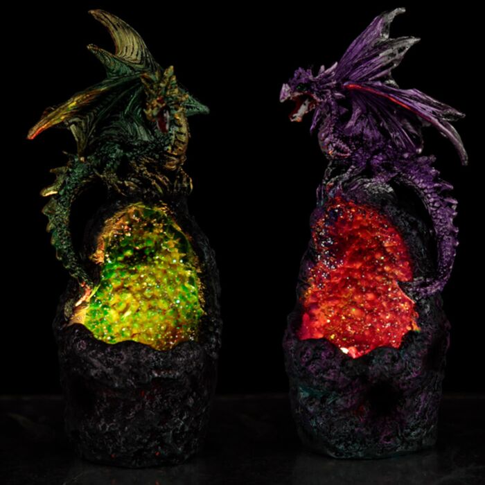 Dark Legends Drache auf LED-Kristallhöhle