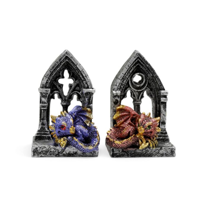 Elements Babydrache mit gotischer Fensterruine