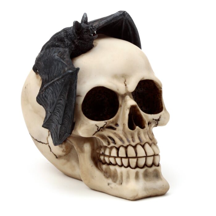 Gruseliger Totenkopf mit Fledermaus Ornament