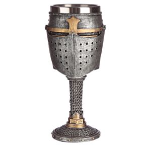 Mitteralter Helm & Kettenpanzer Dekorativer Kelch