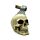 Totenkopf mit Axt